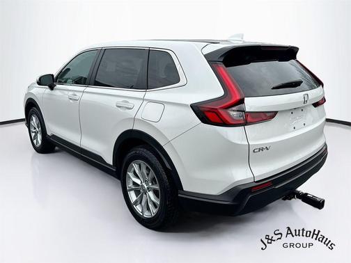 White 2025 Honda CR-V EX