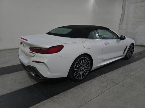 2022 BMW M850 i xDrive