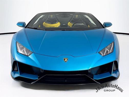 Blue 2022 Lamborghini Huracan EVO Base