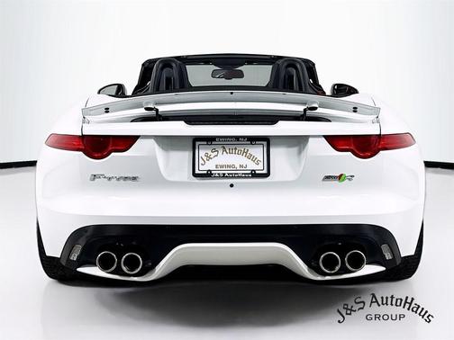 2016 Jaguar F-TYPE R
