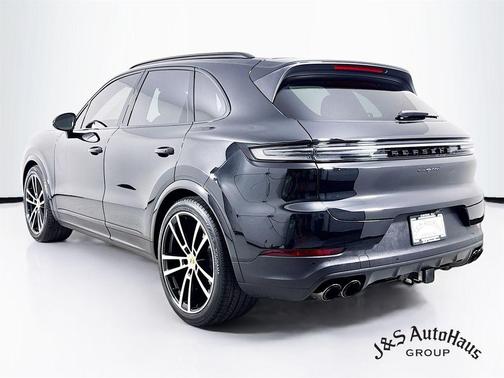 Black 2024 Porsche Cayenne Base