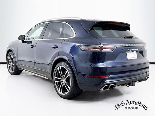 2022 Porsche Cayenne Turbo