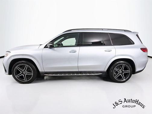 2025 Mercedes-Benz GLS 450 4MATIC