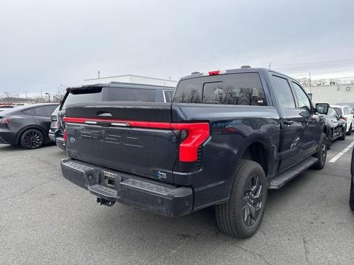 2022 Ford F-150 Lightning LARIAT