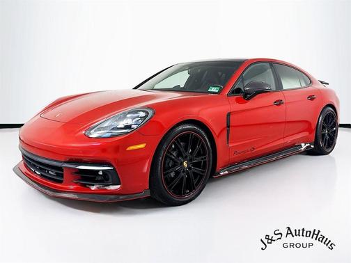 2018 Porsche Panamera 4S