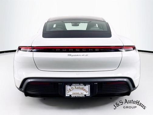2022 Porsche Taycan 4S