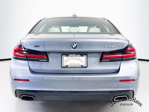 2022 BMW 530 i xDrive