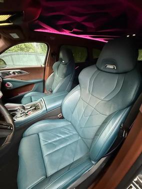 2023 BMW XM Base