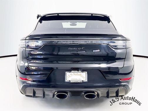 2023 Porsche Cayenne Turbo GT