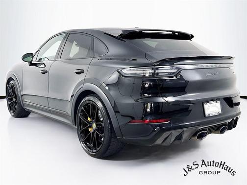 2023 Porsche Cayenne Turbo GT