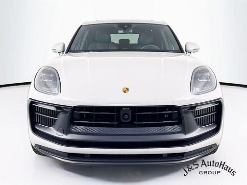 2024 Porsche Macan GTS