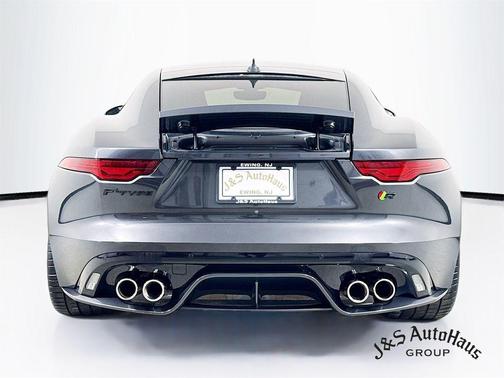 2021 Jaguar F-TYPE R