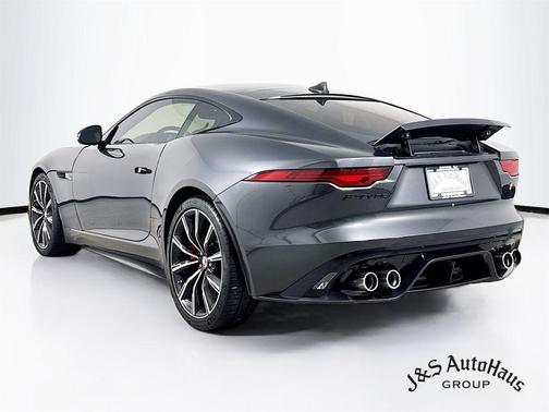 2021 Jaguar F-TYPE R