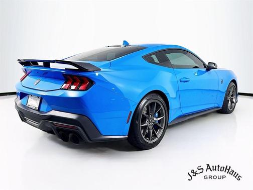 2024 Ford Mustang Dark Horse