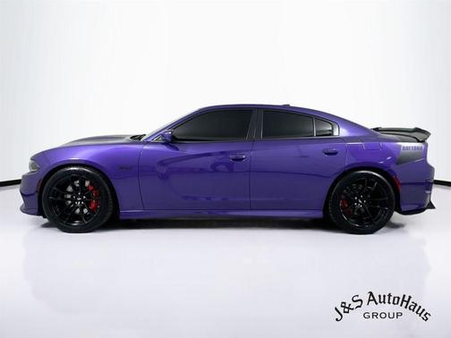 Plum Crazy Pearlcoat 2018 Dodge Charger R/T 392