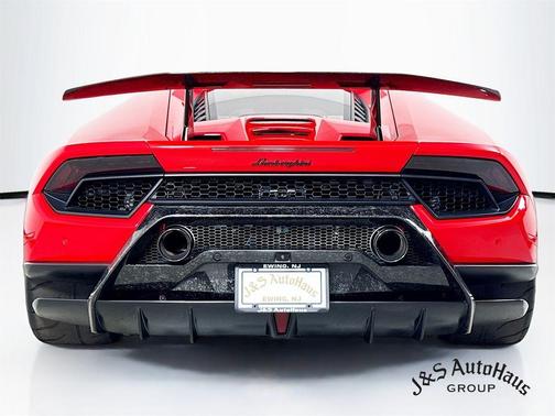 2018 Lamborghini Huracan Performante
