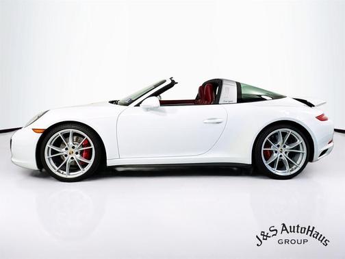 2017 Porsche 911 Targa 4S