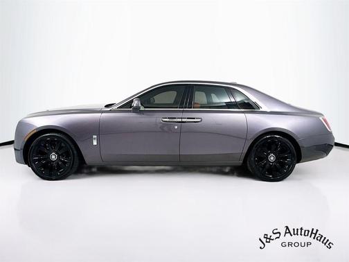 2022 Rolls-Royce Ghost 