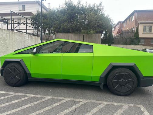 2024 Tesla Cybertruck Base