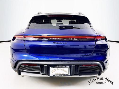 2022 Porsche Taycan 4