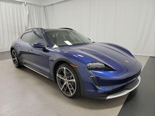 2022 Porsche Taycan 4