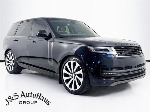 2025 Land Rover Range Rover P400 SE