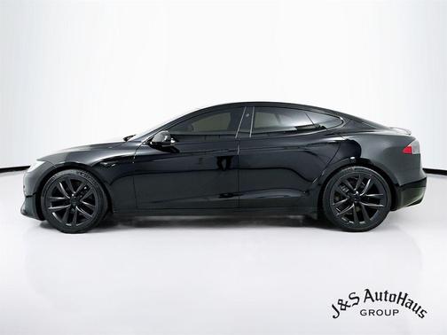 2021 Tesla Model S Plaid