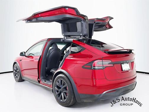 Red Multi 2023 Tesla Model X Plaid