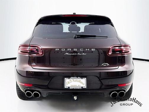 2017 Porsche Macan Turbo