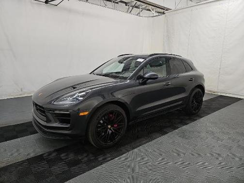 Gray 2023 Porsche Macan S