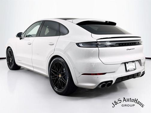 2024 Porsche Cayenne S Coupe AWD