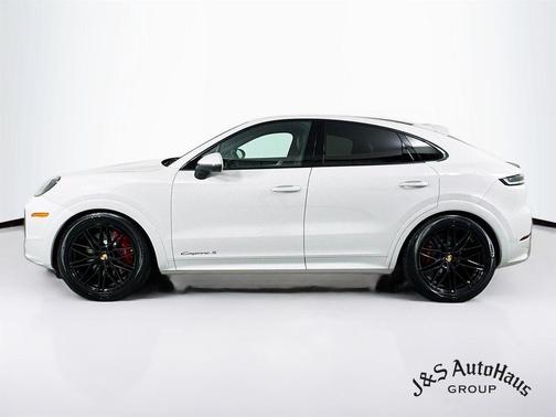 2024 Porsche Cayenne S Coupe AWD