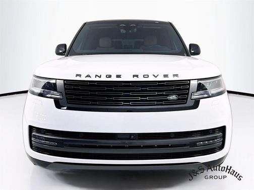 2025 Land Rover Range Rover P530 SE 7 Seat
