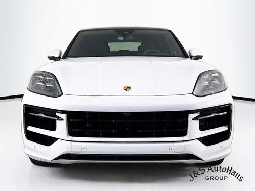 2024 Porsche Cayenne E-Hybrid Coupe S