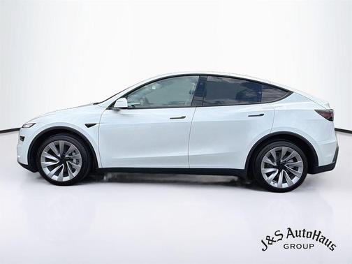 White 2026 Tesla Model Y Long Range