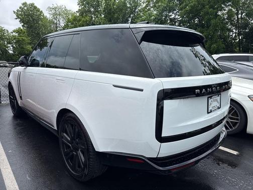 2023 Land Rover Range Rover P400 SE