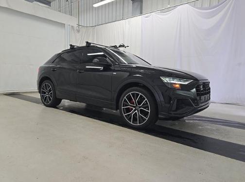 Mythos Black Metallic 2023 Audi Q8 55 Premium Plus