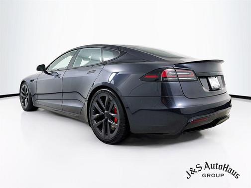 2025 Tesla Model S Plaid