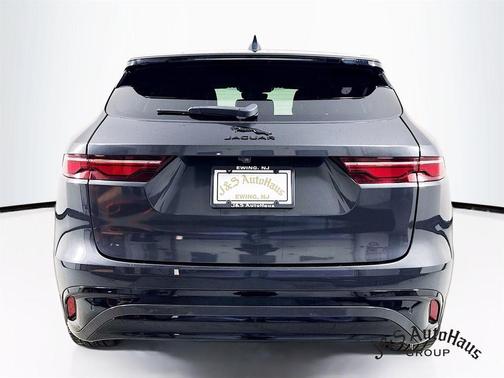 2024 Jaguar F-PACE P250 R-Dynamic S
