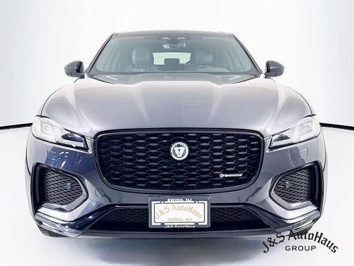 2024 Jaguar F-PACE P250 R-Dynamic S