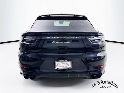 2020 Porsche Cayenne Turbo Coupe AWD