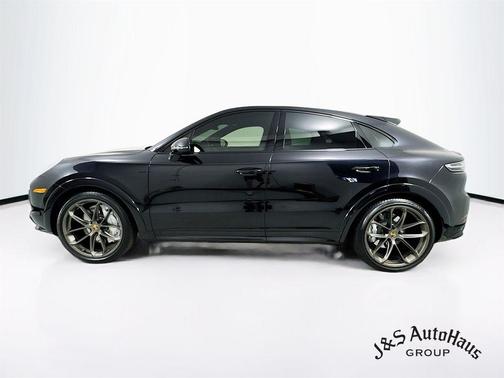 2020 Porsche Cayenne Turbo Coupe AWD