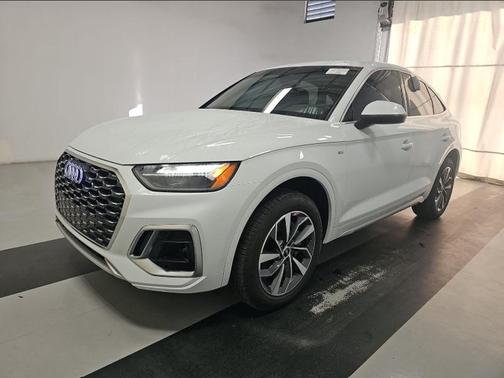 2024 Audi Q5 45 S line quattro Premium