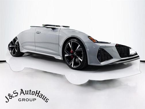 Nardo Gray 2022 Audi RS 6 Avant 4.0T quattro