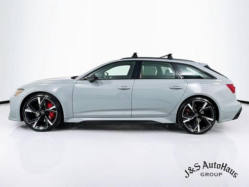 Nardo Gray 2022 Audi RS 6 Avant 4.0T quattro