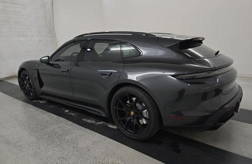 2024 Porsche Taycan GTS