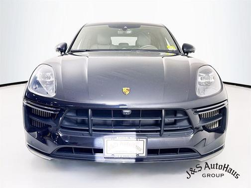 2021 Porsche Macan Turbo