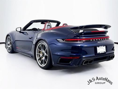 2021 Porsche 911 Turbo S