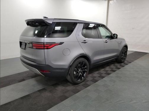 2021 Land Rover Discovery P300 S