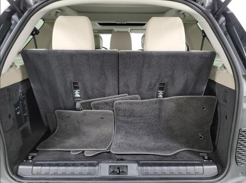 2021 Land Rover Discovery P300 S